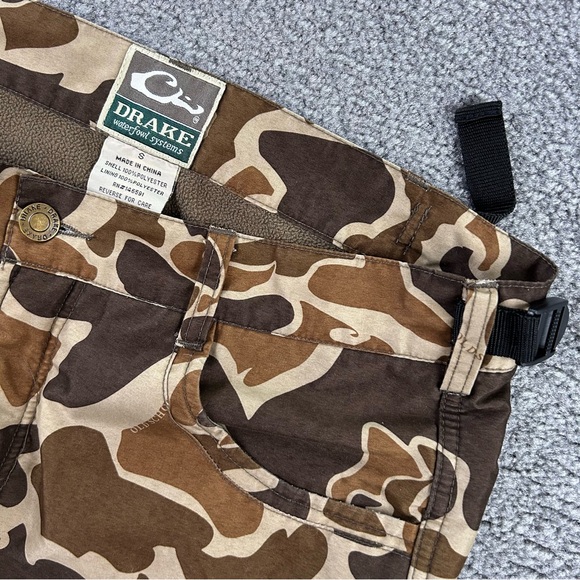 Drake Men's Old School Camo Brown and Tan Fleece Lined Cargo Pants - Picture 2 of 11